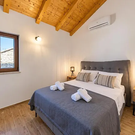 Cozy In With Private Swimming Pool, Be Inside Or Outside Casa vacanze Stankovci (Zadar)