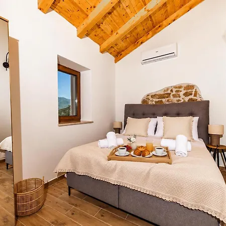 Cozy In With Private Swimming Pool, Be Inside Or Outside Casa vacanze Stankovci (Zadar)